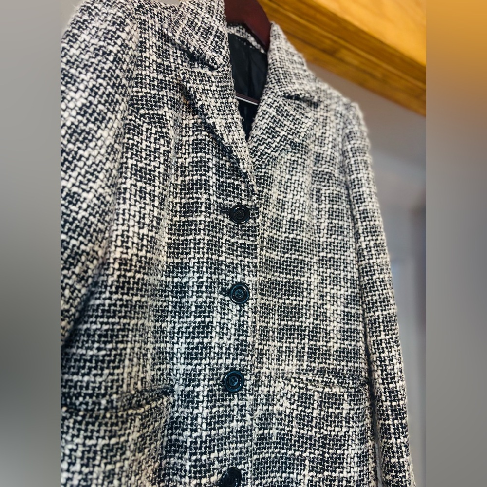 Reitmans-Black and White Wool Coat - Picture 5 of 10